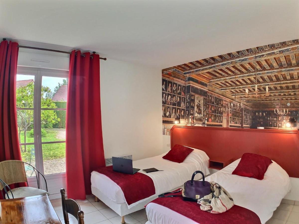 Logis Hotel Du Chateau Tour-en-Sologne Buitenkant foto